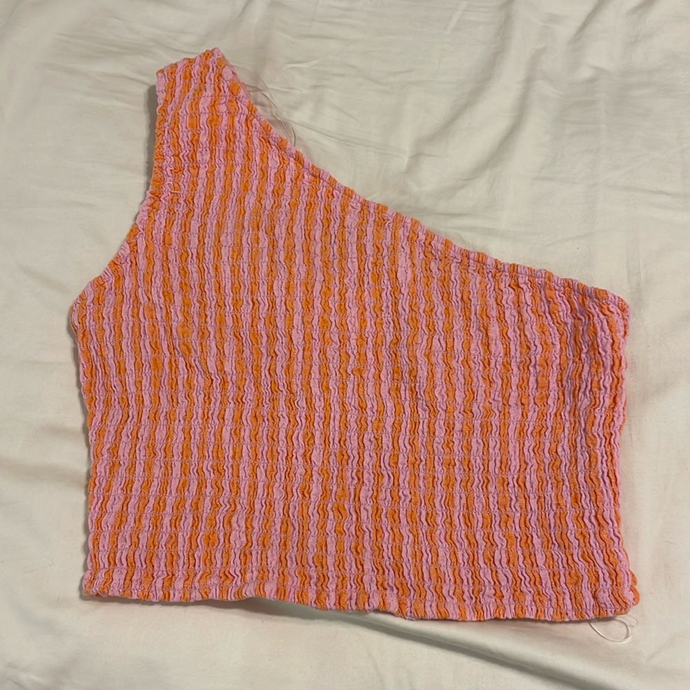A new day one shoulder crop top